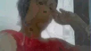 এই বশ্যতাপূর্ণ লেসবি ...