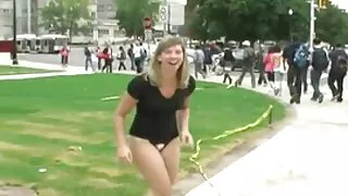 একটি dildo শৃঙ্গাকার ...
