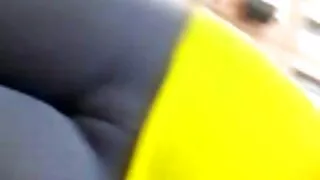 কালো কেশিক মোহনীয় ত ...