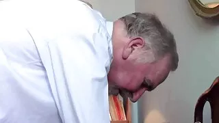 দুই কিঙ্কি বেশ্যা জে ...